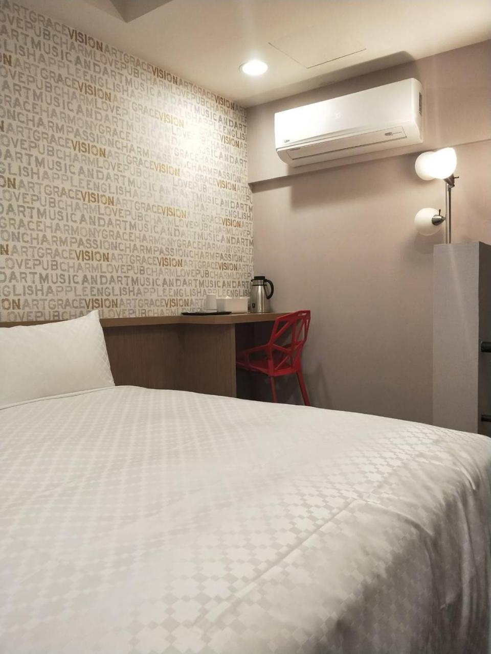 Ching She Hotel ไถหนาน ภายนอก รูปภาพ